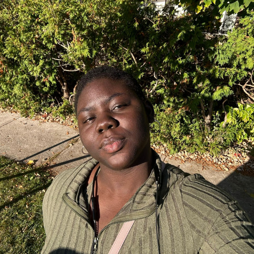 Esther O. profile photo