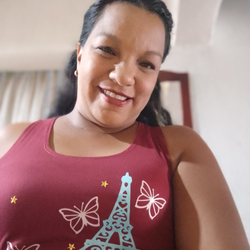 Iris L. profile photo