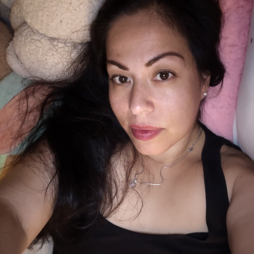 Perla V. profile photo