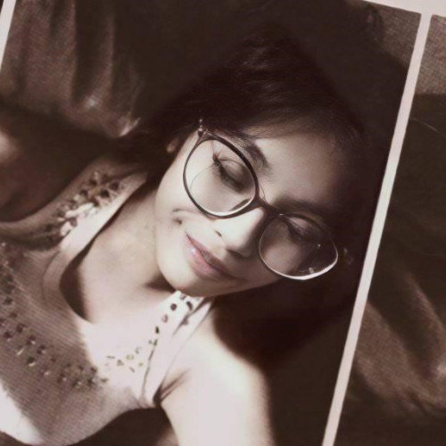 mery rose  e. profile photo
