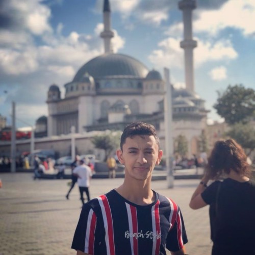 Azeddine  O.