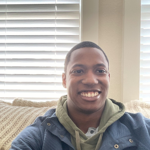 DeShawn  E. profile photo