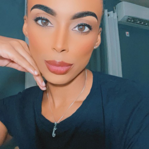 Jahlene  T.