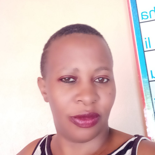 Esther  W. profile photo