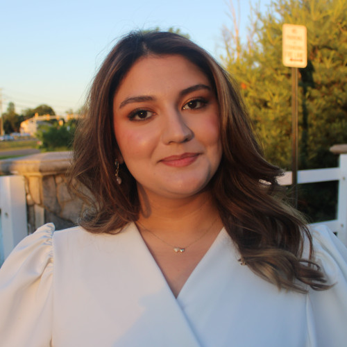 Hena W. profile photo