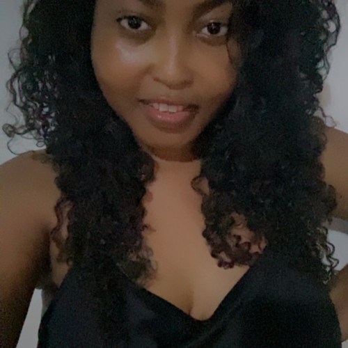 Yasmine  F. profile photo