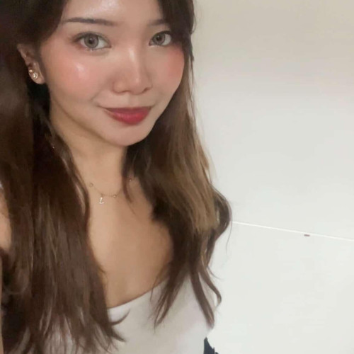 Iris R. profile photo