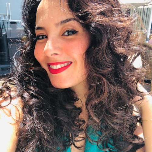 Esma  D.