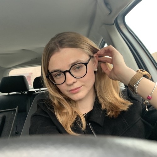 Lena F.
