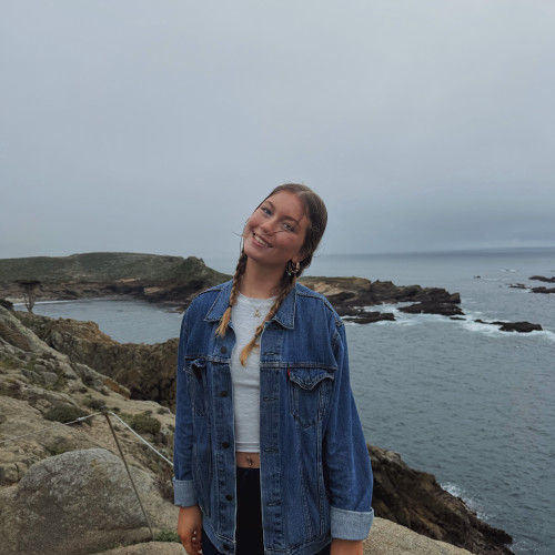 Elizabeth J. profile photo