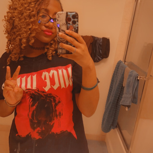 Dasia  J. profile photo
