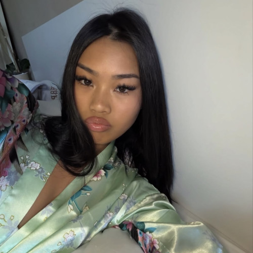 Lara M. profile photo