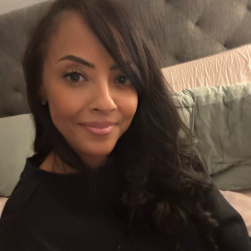 Deni  E. profile photo