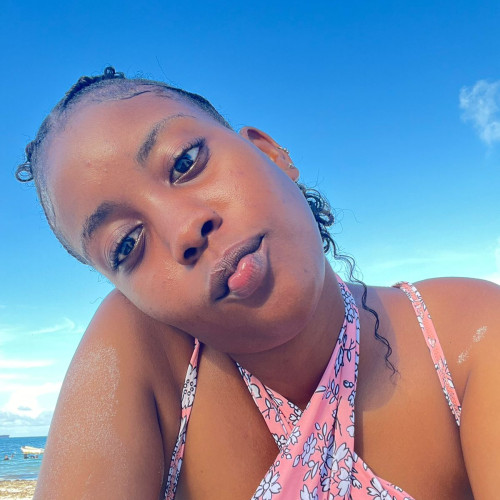 Yvonne M. profile photo
