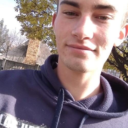 JUSTIN m.