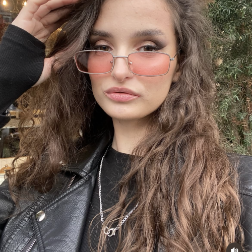 Evi D. profile photo