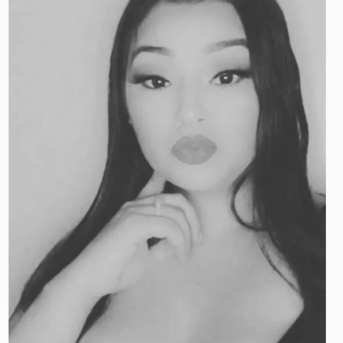 Issy L.