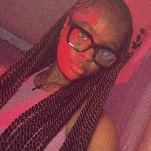 Shaniqua  C.