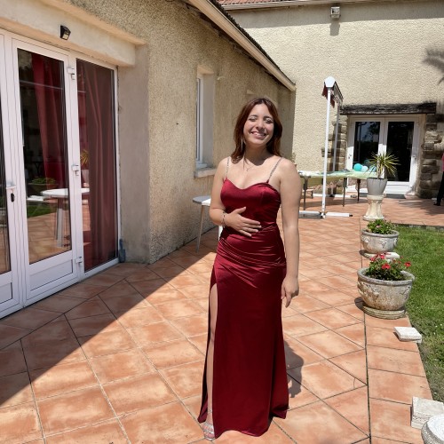 Laura R.