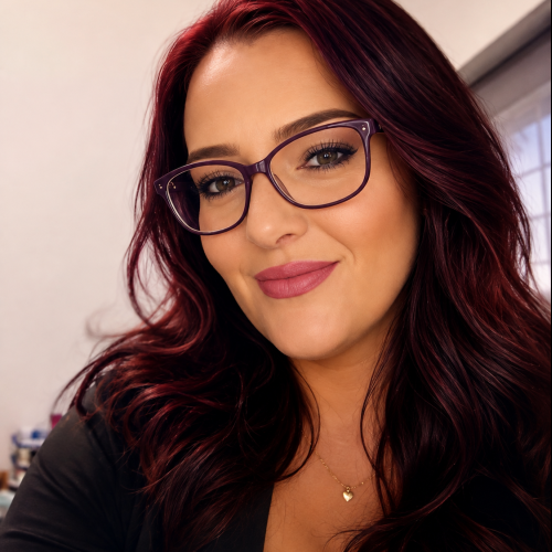 Mari C. profile photo