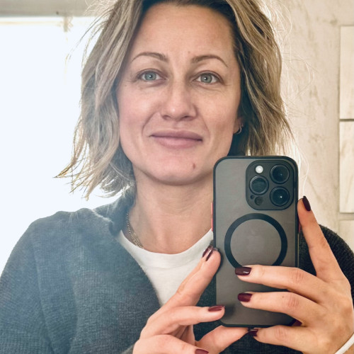 Ivona S. profile photo