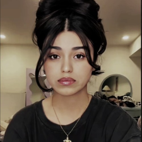 Hasna  A.
