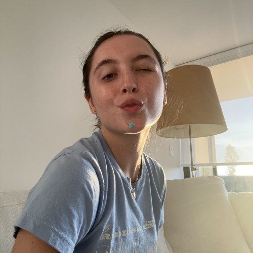 Mia S.