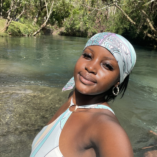 Shanice m. profile photo