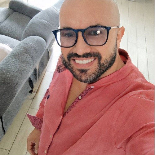 Marco V.