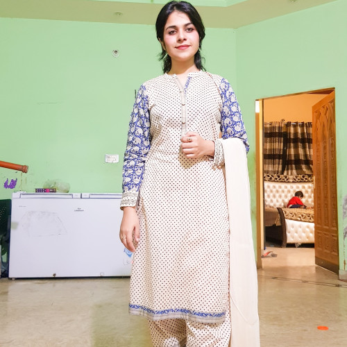 Aqsa  A. profile photo