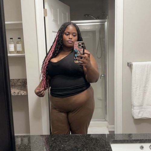 Ravynn R. profile photo