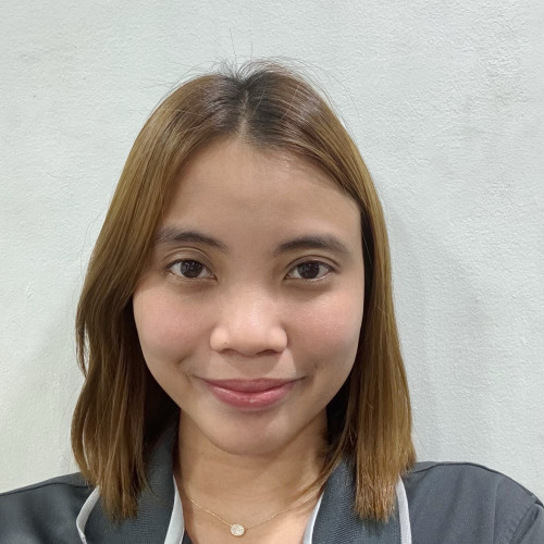 rhea r. profile photo
