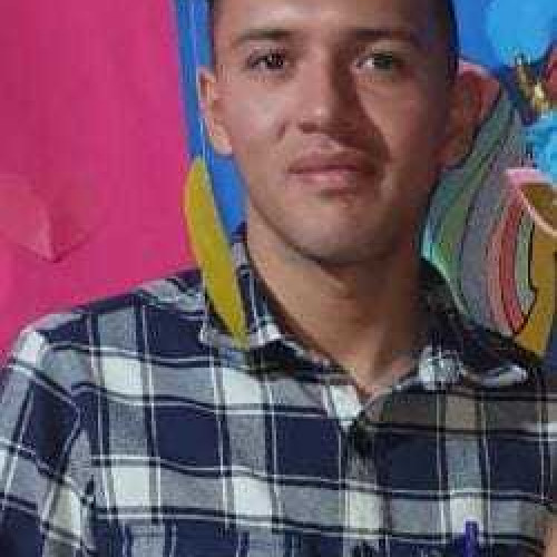 Alvaro r.