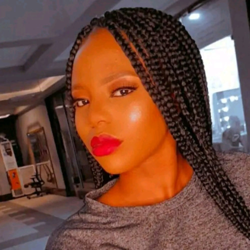  Esther  O. profile photo
