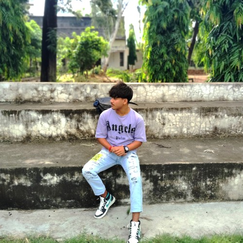 Aman K.