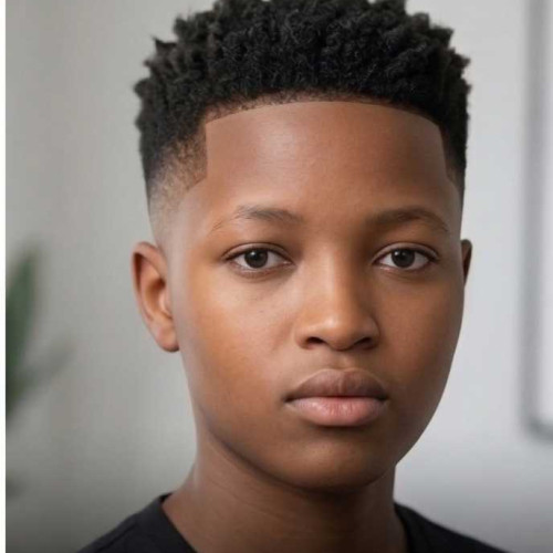 lynox m. profile photo