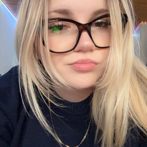 Julia Z.