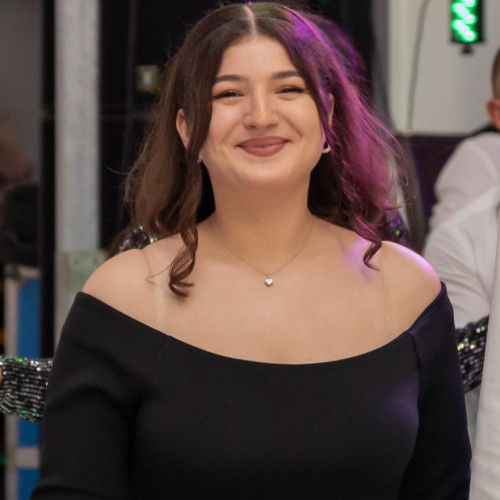 Roxana N. profile photo