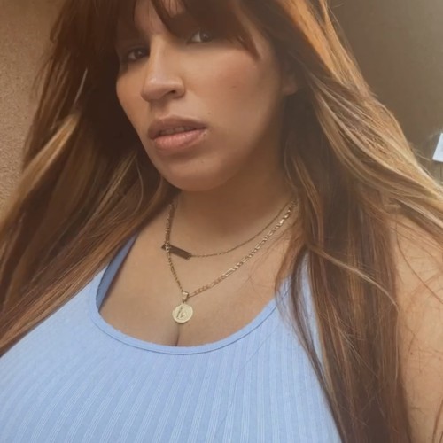 Mitzuelly V.