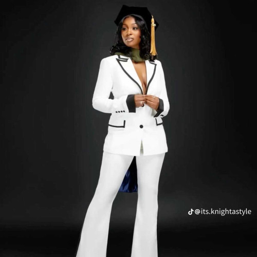 Claudia W. profile photo