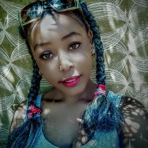 Tracey T.