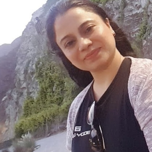 Farah D.