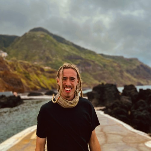 Zachary R.