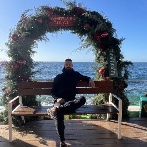 Petar V. profile photo