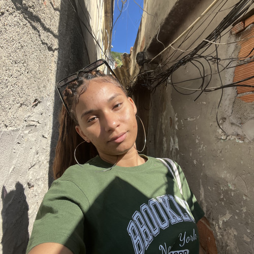 luana l. profile photo