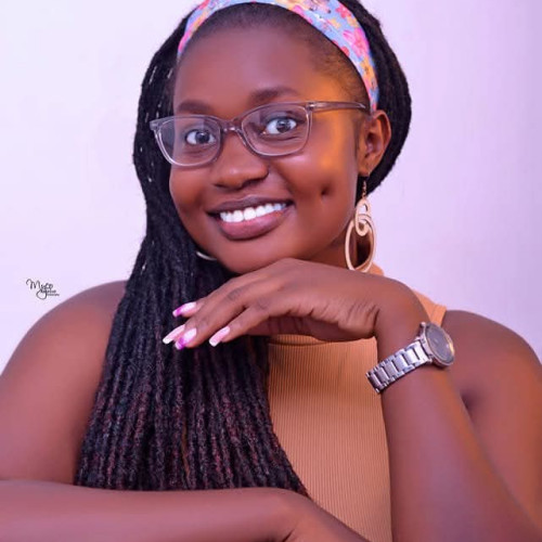 julia h. profile photo