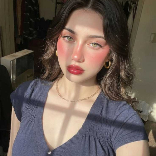 amira r. profile photo