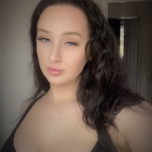 Siana W. profile photo