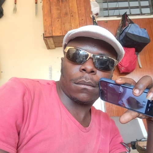 Pardon  J. profile photo