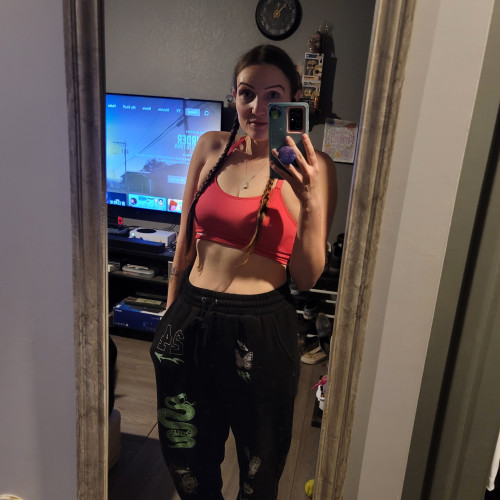 Britty T. profile photo